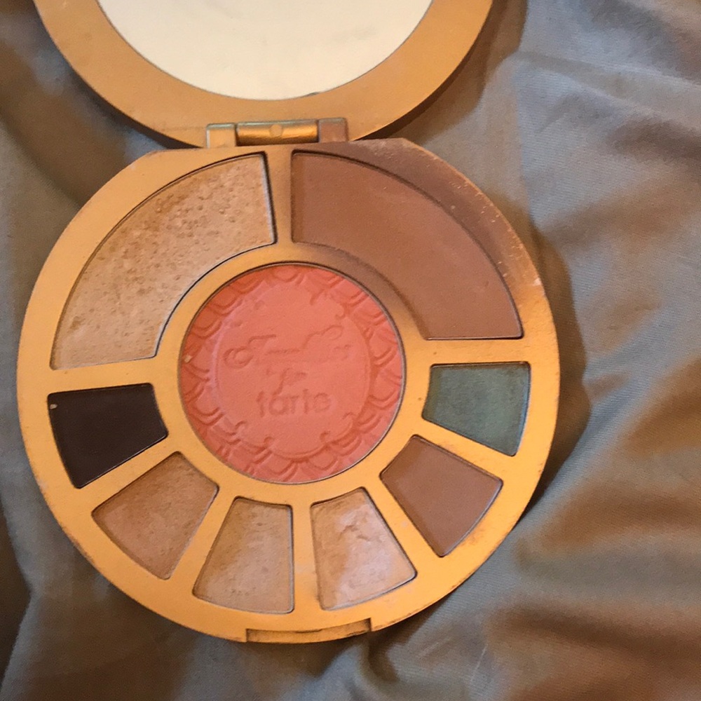 Aqualillies for tarte